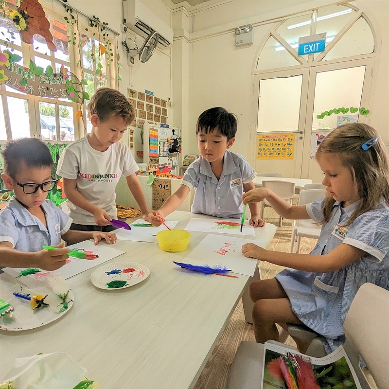 KiddiWinkie Schoolhouse