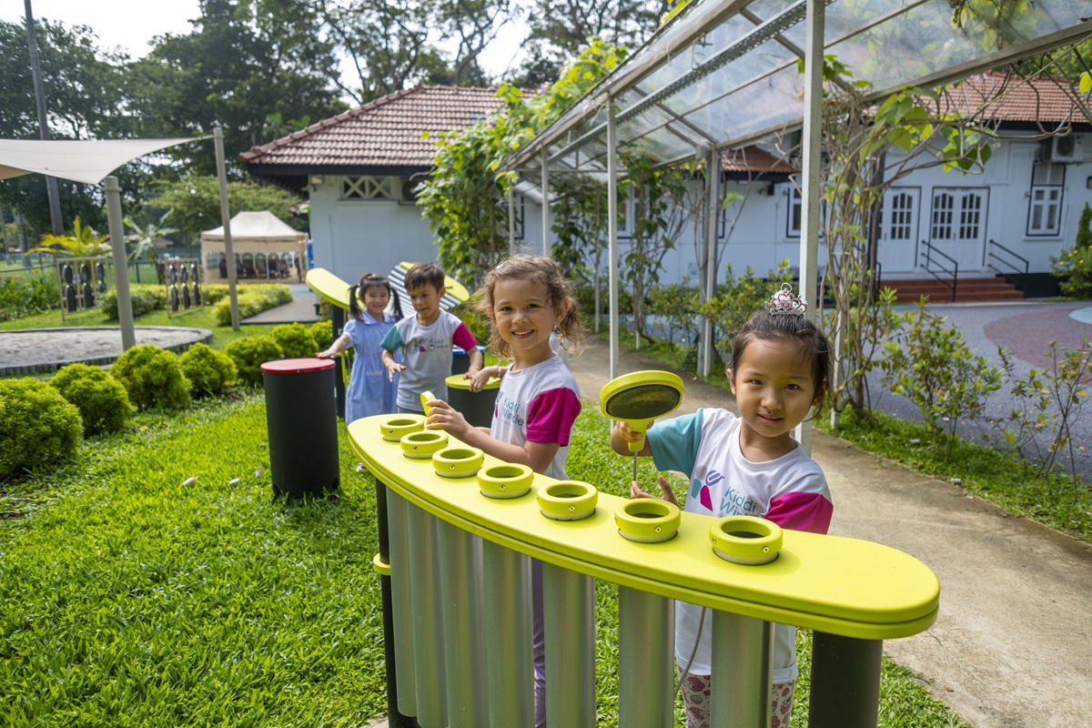 kiddiwinkie schoolhouse outdoor learning