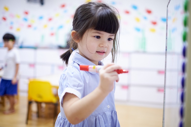KiddiWinkie Schoolhouse